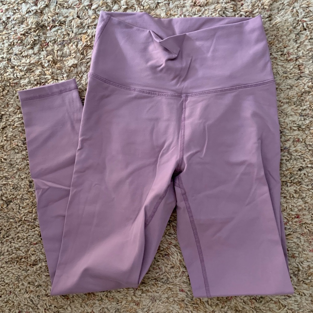 Lavender scrunch leggings